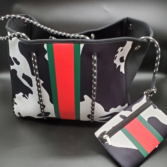 Handbags - 🐄 Neoprene Large Tote Bag with Pouch